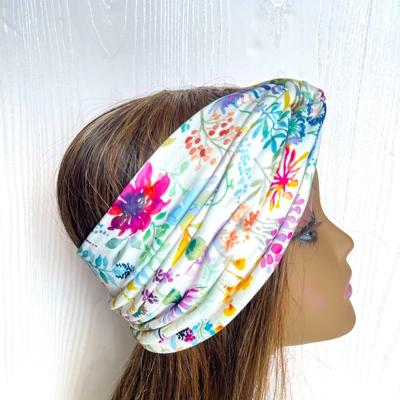 Bright Floral Print Jersy Knit WideTwisted Headband, Spring Headwraps - Picture 2 of 7